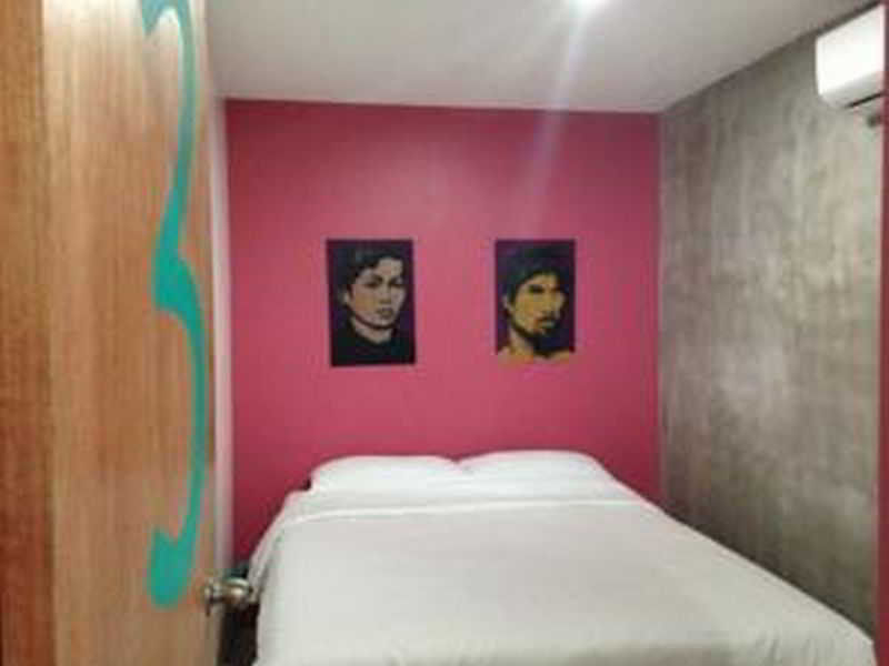 Mnl Boutique Hostel Makati City Bagian luar foto
