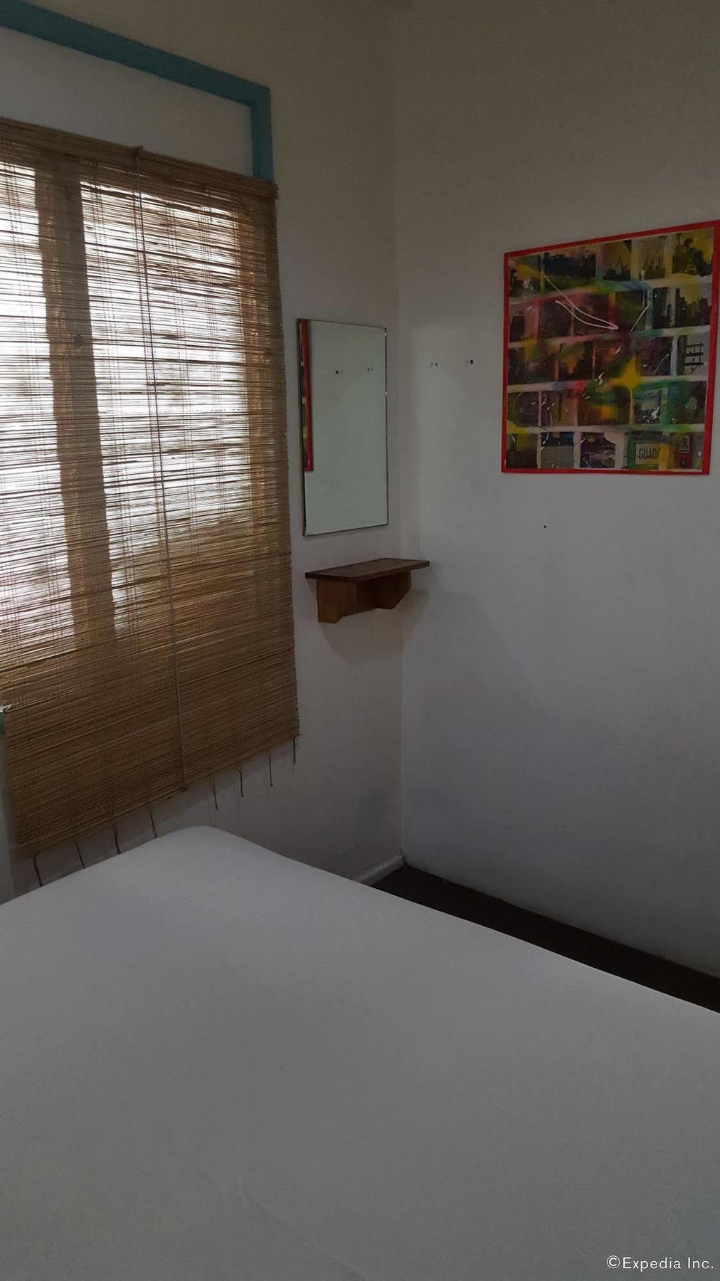 Mnl Boutique Hostel Makati City Bagian luar foto