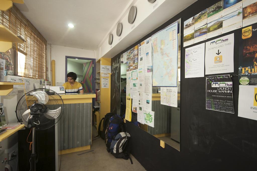 Mnl Boutique Hostel Makati City Bagian luar foto
